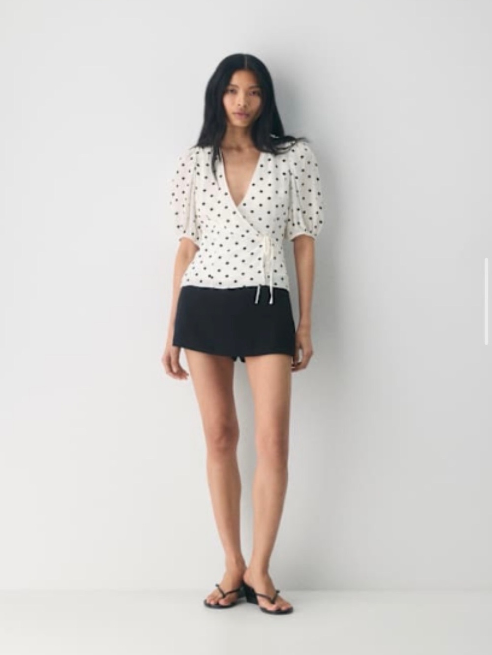 Aritzia Wilfred Lexis Blouse size Small